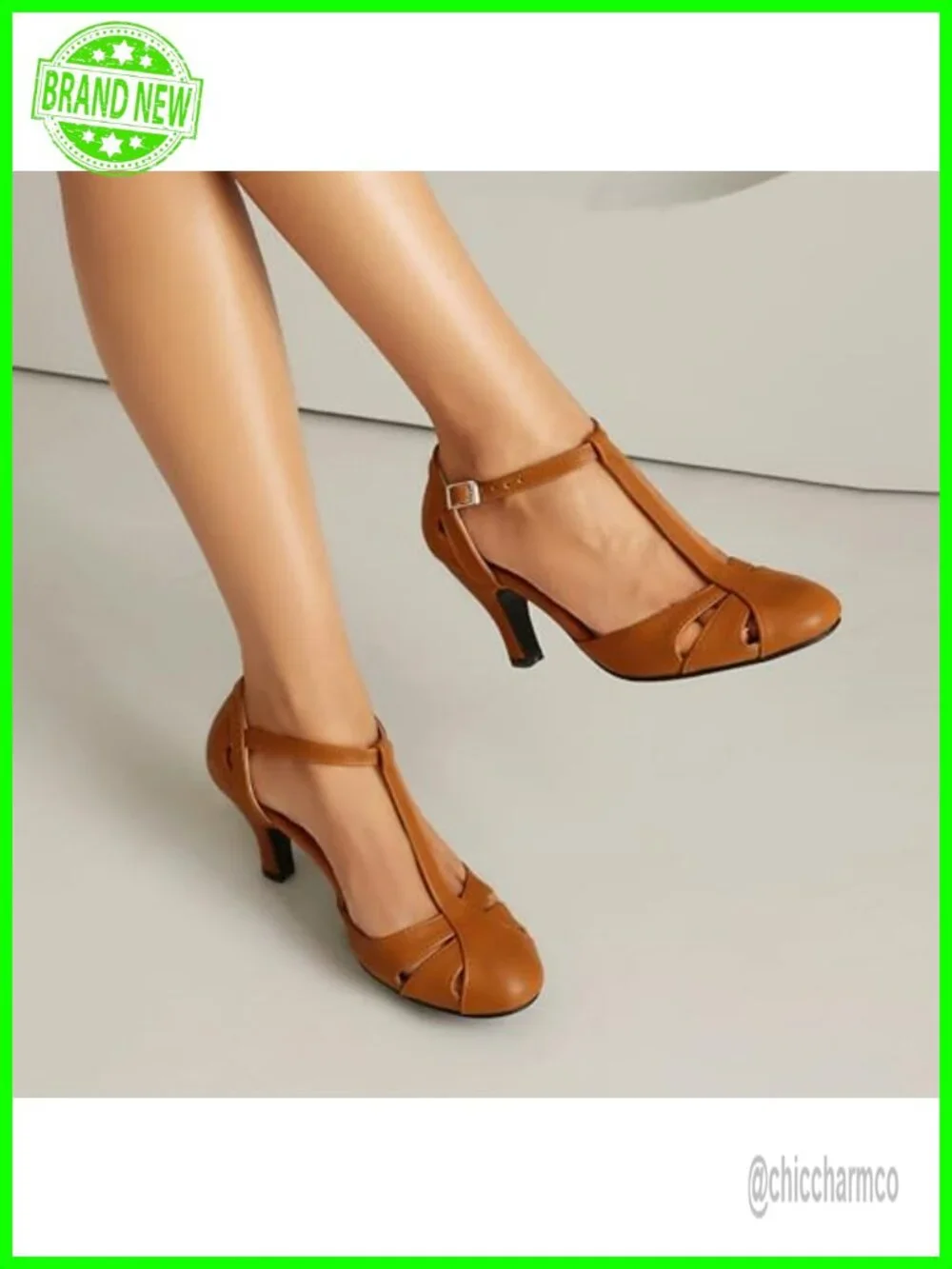 Vintage Mary Jane T Strap Closed Toe Block Heel Pumps